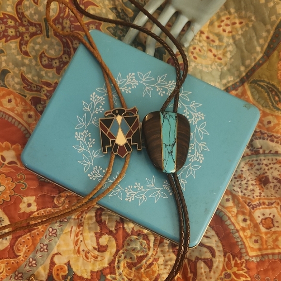 Tacoma Bolo Tie - Turquoise/Dark Brown